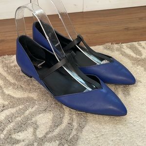 Saturday Kate Spade Royal blue & black t-strap flats size 6